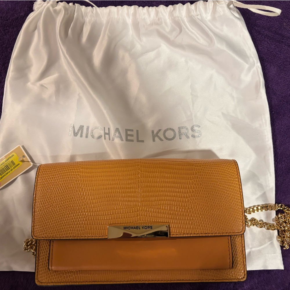 Brand new Michael kors chain purse with dustbag